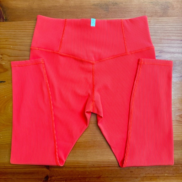 EUC Athleta x Alicia Keys Athletic Wear Set, Jewel Orange, 1X Top & XL Bottoms - Picture 8 of 12